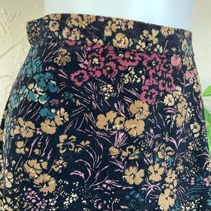 VTG Beautiful Fall/Winter A-line Skirt